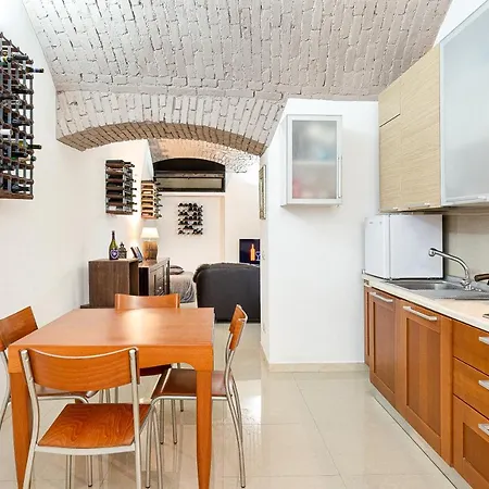 La Cantinetta Di - The Wine Cave In Milan, Huge 110sqm Next To Station Milan