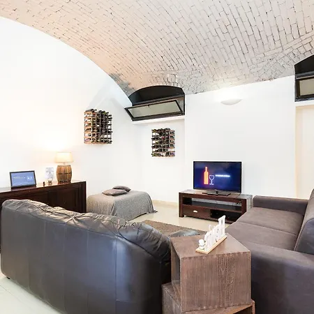La Cantinetta Di - The Wine Cave In Milan, Huge 110sqm Next To Station Appartement